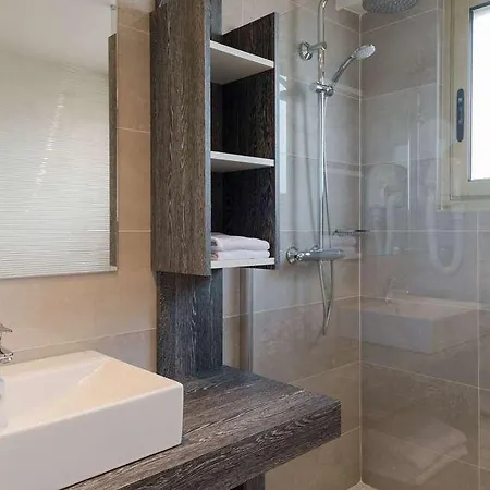 Hotel Og Antibes Les Strelitzias